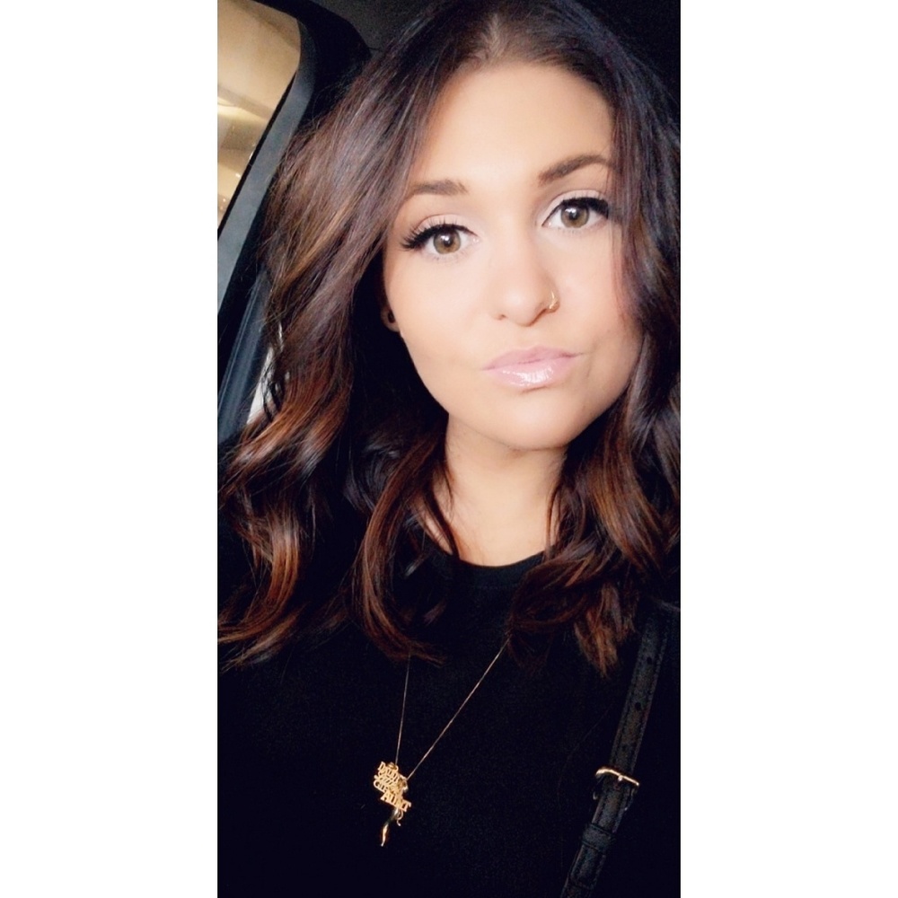 Meet Your Posher Kayla
